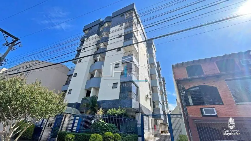 Foto 2 de Apartamento com 3 Quartos à venda, 92m² em São João, Porto Alegre