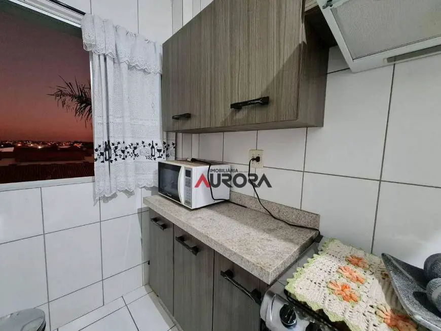 Foto 2 de Apartamento com 3 Quartos à venda, 96m² em São Vicente, Londrina