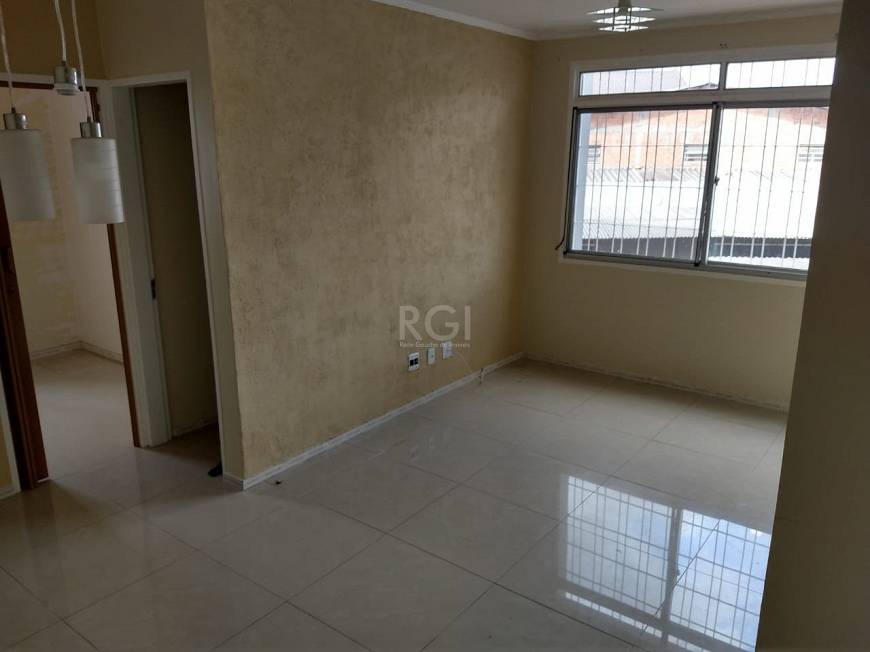 Foto 1 de Apartamento com 3 Quartos à venda, 56m² em Sarandi, Porto Alegre