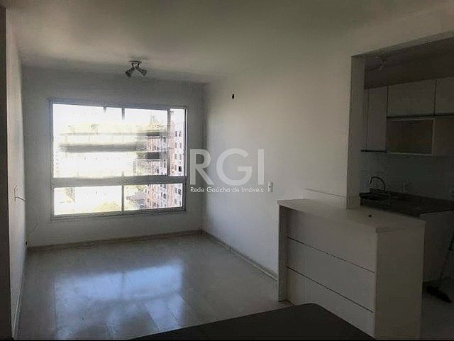 Foto 1 de Apartamento com 3 Quartos à venda, 71m² em Sarandi, Porto Alegre