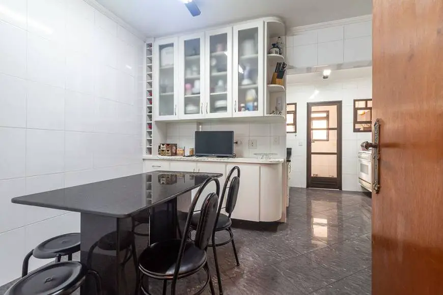 Foto 1 de Apartamento com 3 Quartos à venda, 180m² em Saúde, São Paulo