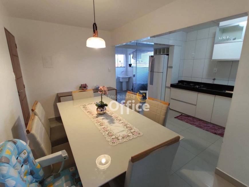 Foto 3 de Apartamento com 3 Quartos à venda, 100m² em Setor Central, Anápolis