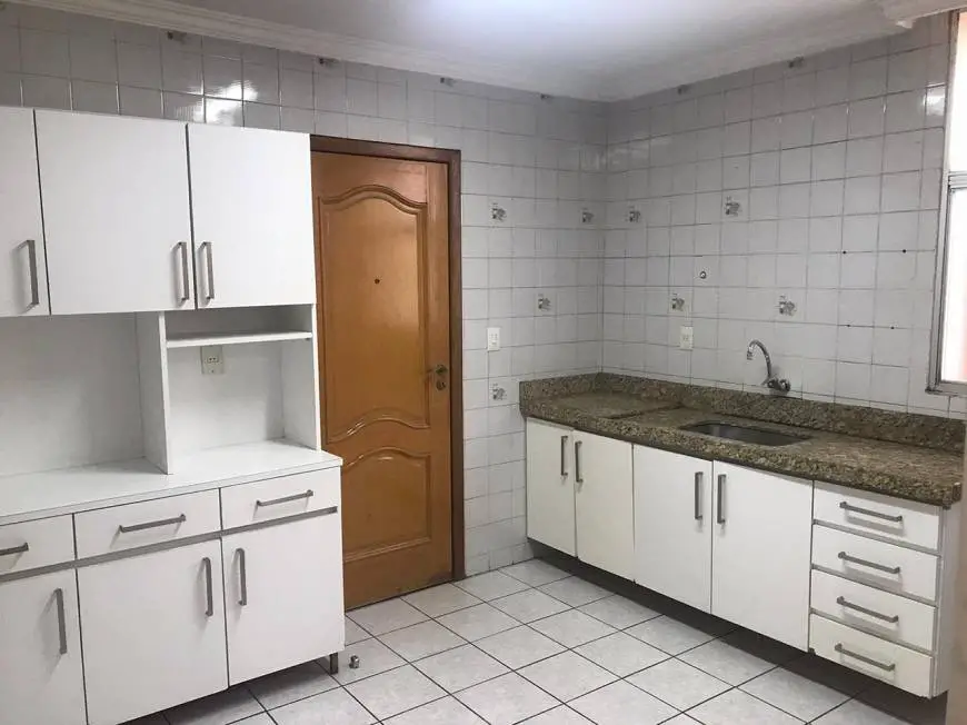 Foto 4 de Apartamento com 3 Quartos para alugar, 98m² em Setor Oeste, Goiânia