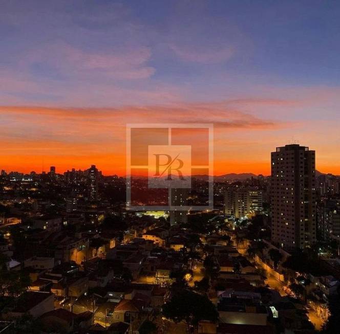 Foto 1 de Apartamento com 3 Quartos à venda, 210m² em Sumaré, São Paulo