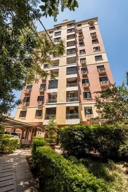 Foto 1 de Apartamento com 3 Quartos à venda, 67m² em Teresópolis, Porto Alegre