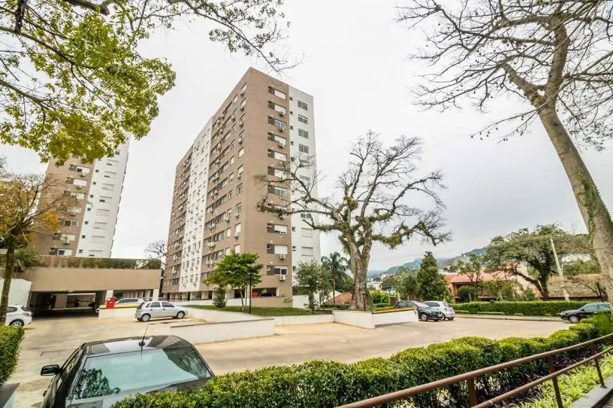 Foto 3 de Apartamento com 3 Quartos à venda, 73m² em Teresópolis, Porto Alegre