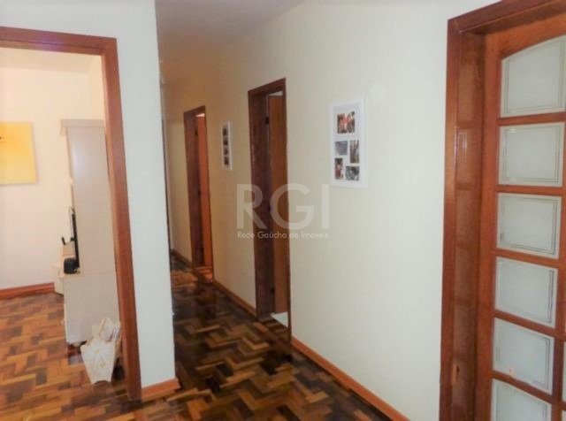 Foto 5 de Apartamento com 3 Quartos à venda, 77m² em Teresópolis, Porto Alegre