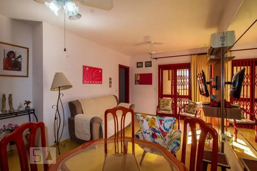 Foto 2 de Apartamento com 3 Quartos para alugar, 90m² em Teresópolis, Porto Alegre