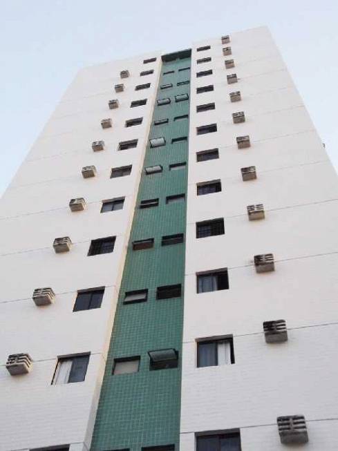 Foto 2 de Apartamento com 3 Quartos à venda, 95m² em Torre, Recife