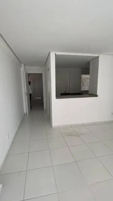 Foto 3 de Apartamento com 3 Quartos para alugar, 10m² em Uruguai, Teresina