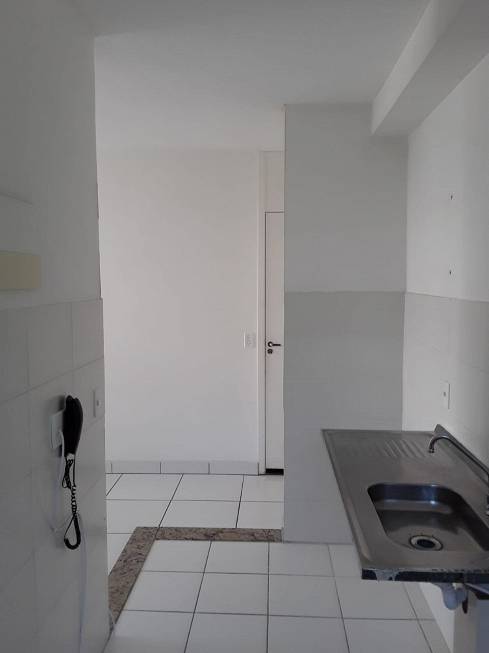 Foto 2 de Apartamento com 3 Quartos para alugar, 53m² em Vargem Pequena, Rio de Janeiro