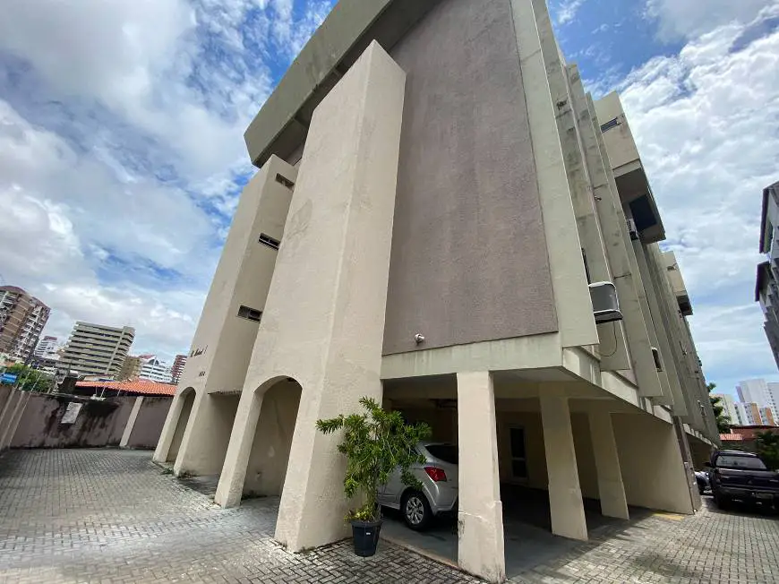 Foto 1 de Apartamento com 3 Quartos para alugar, 70m² em Varjota, Fortaleza