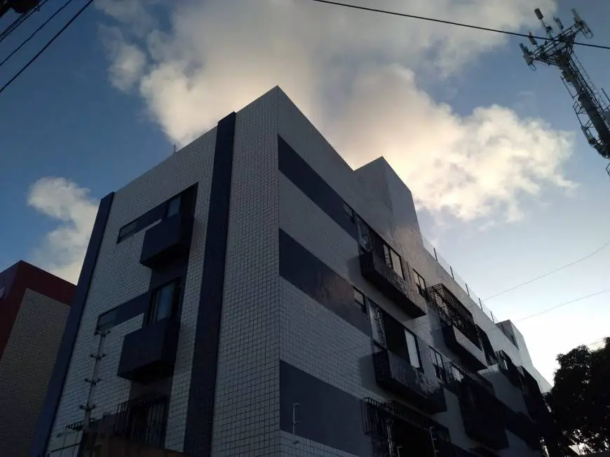 Foto 1 de Apartamento com 3 Quartos à venda, 49m² em Várzea, Recife