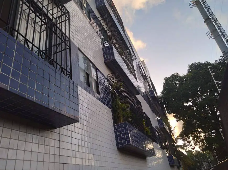 Foto 4 de Apartamento com 3 Quartos à venda, 49m² em Várzea, Recife