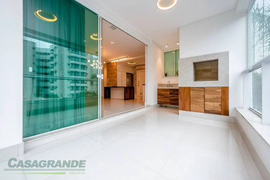 Foto 4 de Apartamento com 3 Quartos à venda, 214m² em Victor Konder, Blumenau