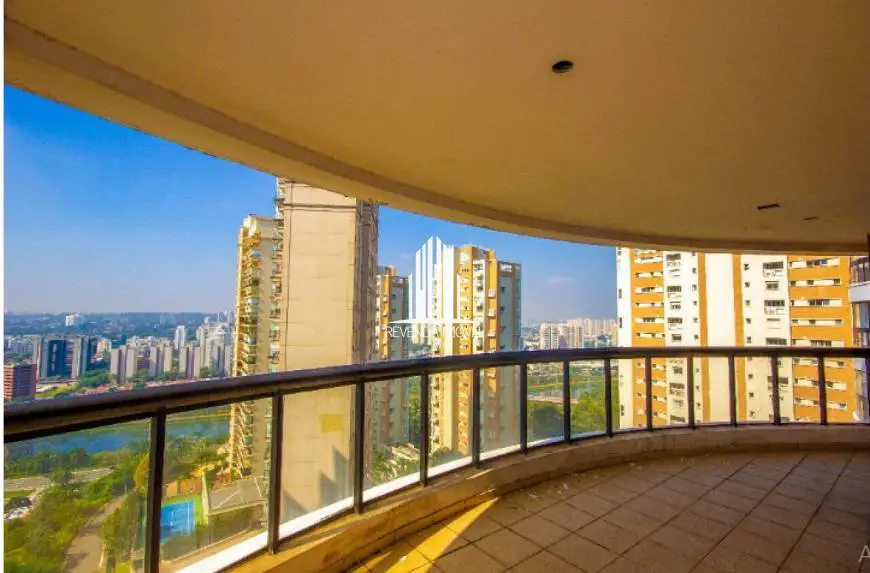 Foto 1 de Apartamento com 3 Quartos à venda, 160m² em Vila Andrade, São Paulo