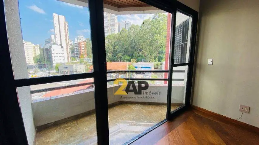 Foto 2 de Apartamento com 3 Quartos à venda, 85m² em Vila Andrade, São Paulo