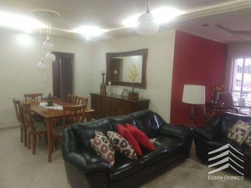 Foto 1 de Apartamento com 3 Quartos à venda, 133m² em Vila Bourghese, Pindamonhangaba