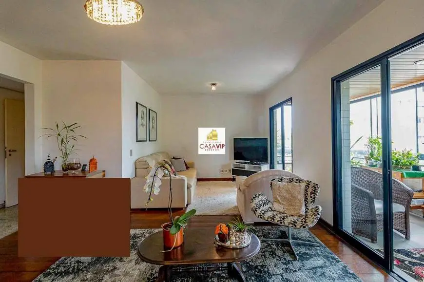 Foto 3 de Apartamento com 3 Quartos à venda, 135m² em Vila Cordeiro, São Paulo