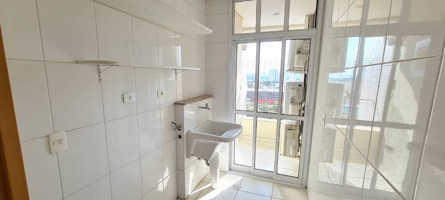 Foto 5 de Apartamento com 3 Quartos para alugar, 114m² em Vila Edmundo, Taubaté