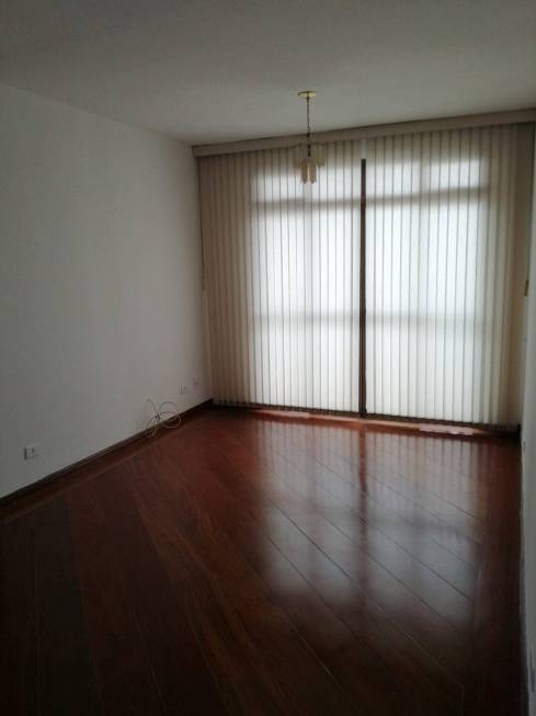 Foto 1 de Apartamento com 3 Quartos para venda ou aluguel, 110m² em Vila Gumercindo, São Paulo