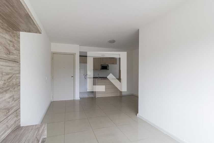 Foto 4 de Apartamento com 3 Quartos para alugar, 69m² em Vila Ipiranga, Porto Alegre