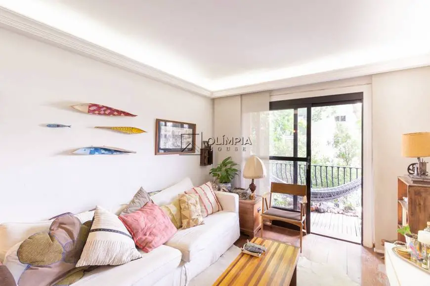 Foto 2 de Apartamento com 3 Quartos à venda, 105m² em Vila Madalena, São Paulo