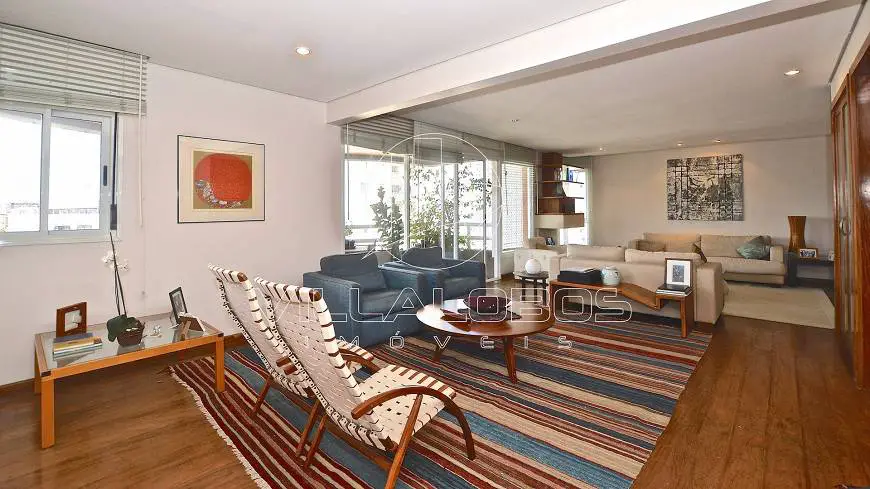 Foto 1 de Apartamento com 3 Quartos à venda, 285m² em Vila Madalena, São Paulo