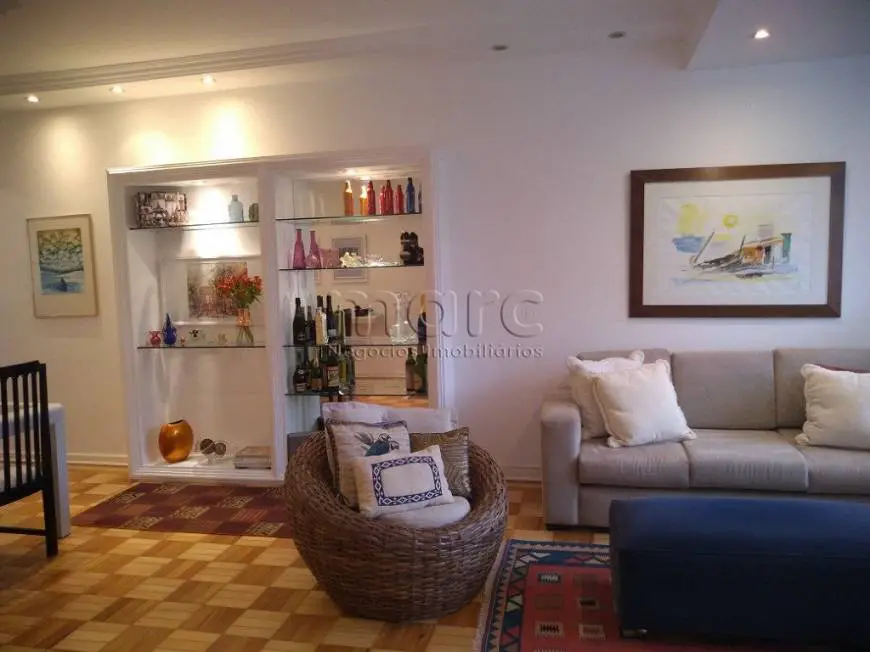 Foto 5 de Apartamento com 3 Quartos à venda, 130m² em Vila Mariana, São Paulo
