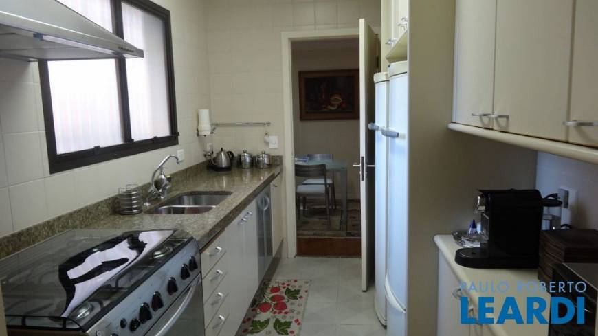Foto 5 de Apartamento com 3 Quartos à venda, 172m² em Vila Mariana, São Paulo