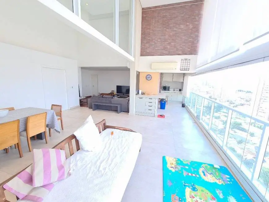Foto 1 de Apartamento com 3 Quartos à venda, 213m² em Vila Mariana, São Paulo