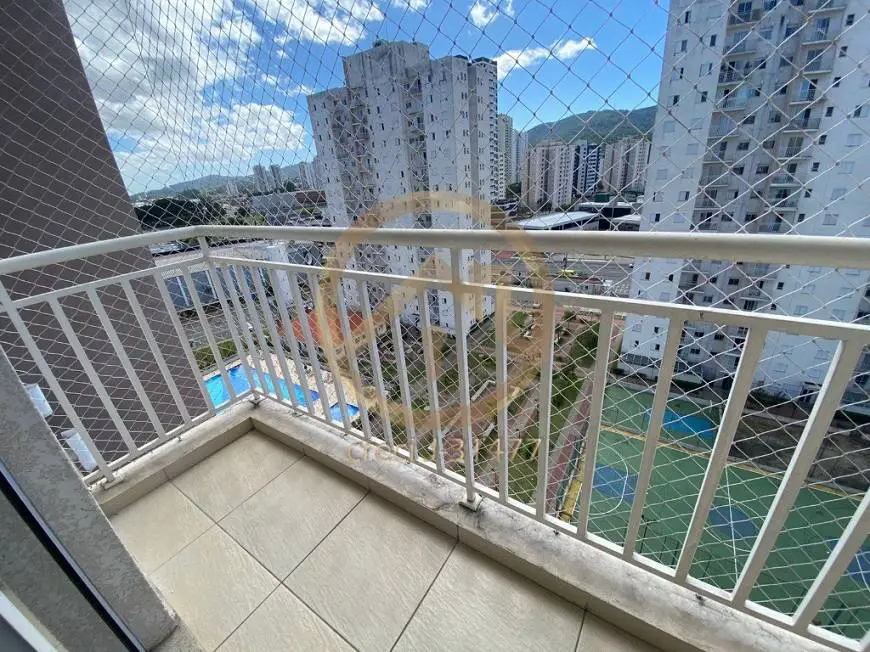 Foto 3 de Apartamento com 3 Quartos para alugar, 75m² em Vila Mogilar, Mogi das Cruzes