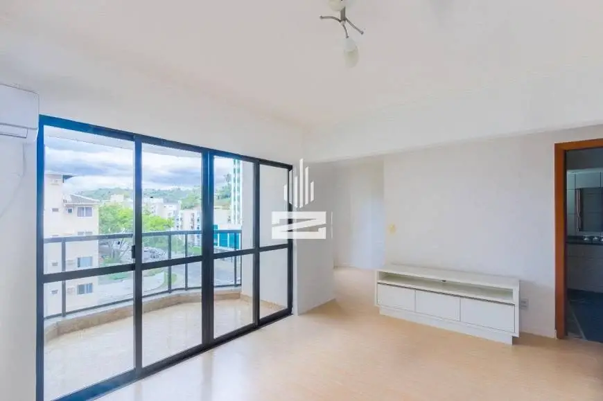 Foto 1 de Apartamento com 3 Quartos para alugar, 200m² em Vila Nova, Blumenau
