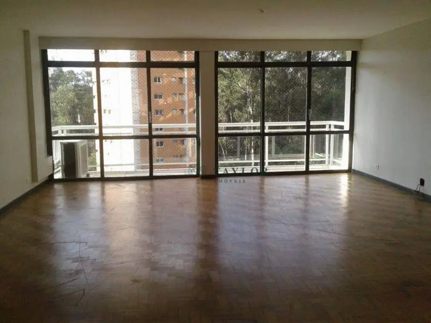 Foto 1 de Apartamento com 3 Quartos para alugar, 189m² em Vila Nova Conceição, São Paulo
