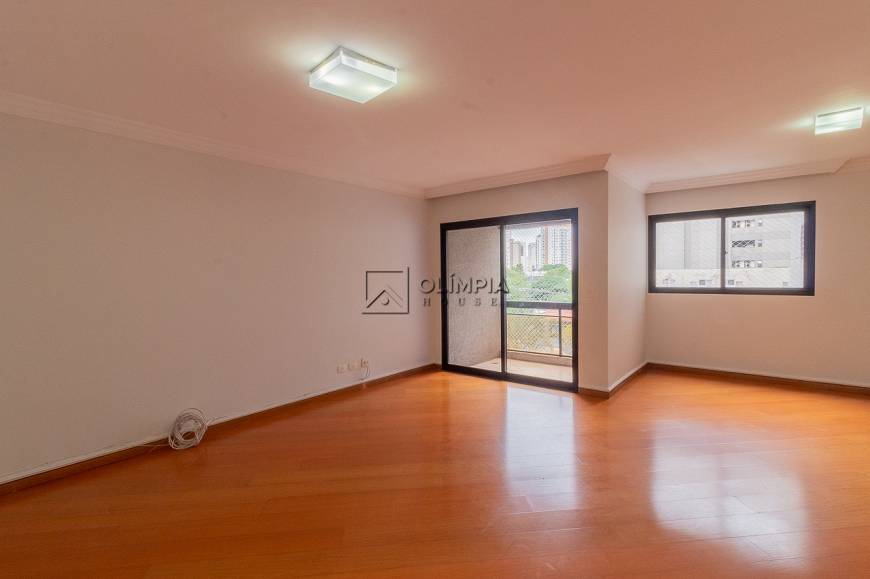 Foto 3 de Apartamento com 3 Quartos para alugar, 125m² em Vila Olímpia, São Paulo