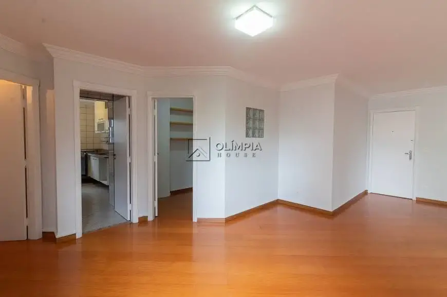 Foto 5 de Apartamento com 3 Quartos para alugar, 125m² em Vila Olímpia, São Paulo