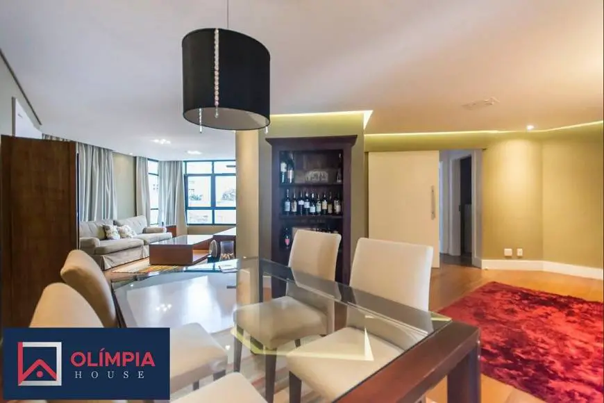 Foto 1 de Apartamento com 3 Quartos para alugar, 140m² em Vila Olímpia, São Paulo