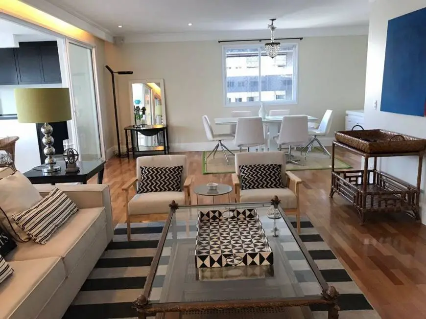 Foto 1 de Apartamento com 3 Quartos à venda, 203m² em Vila Olímpia, São Paulo
