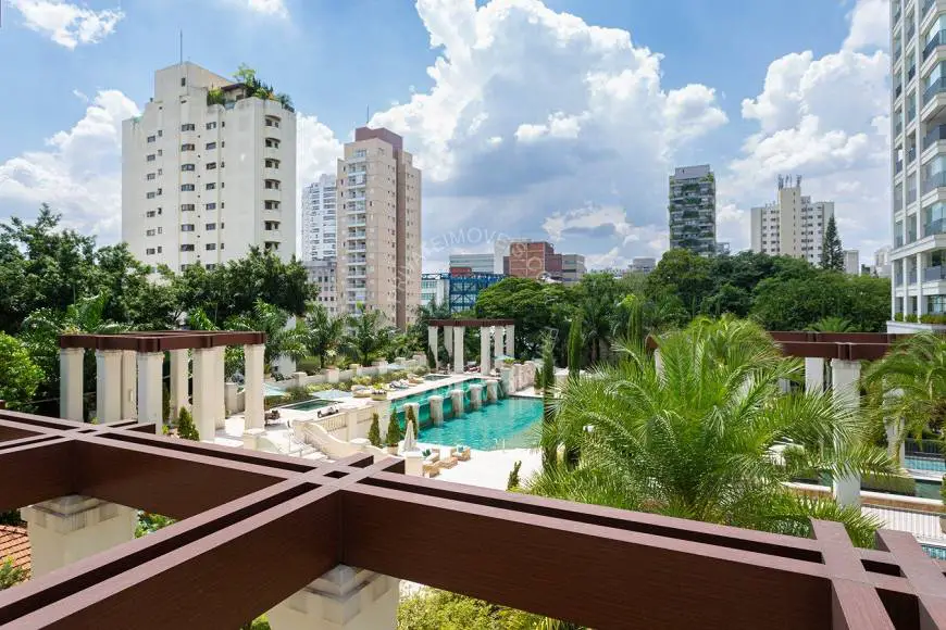 Foto 3 de Apartamento com 3 Quartos à venda, 284m² em Vila Olímpia, São Paulo