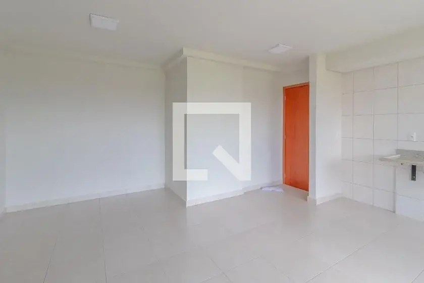 Foto 3 de Apartamento com 3 Quartos para alugar, 78m² em Vila Rosa, Goiânia