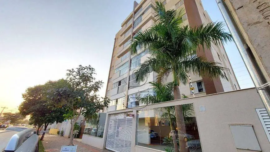 Foto 1 de Apartamento com 3 Quartos à venda, 77m² em Vila Siam, Londrina
