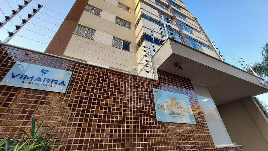 Foto 2 de Apartamento com 3 Quartos à venda, 77m² em Vila Siam, Londrina
