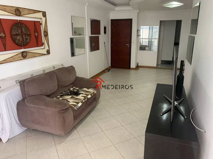 Foto 4 de Apartamento com 3 Quartos para alugar, 136m² em Vila Tupi, Praia Grande