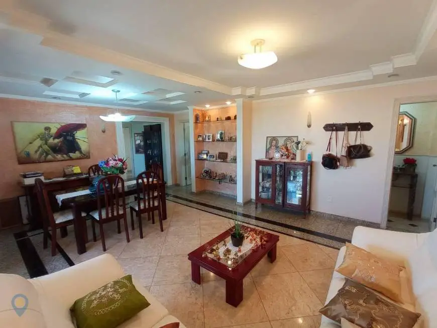 Foto 4 de Apartamento com 3 Quartos à venda, 150m² em Vitoria, Londrina