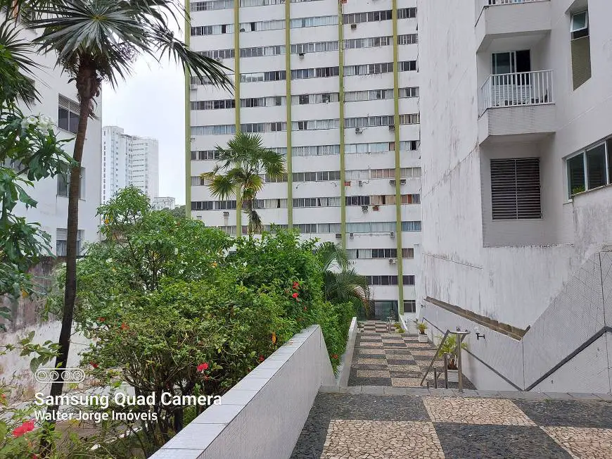Foto 1 de Apartamento com 3 Quartos para alugar, 75m² em Vitória, Salvador