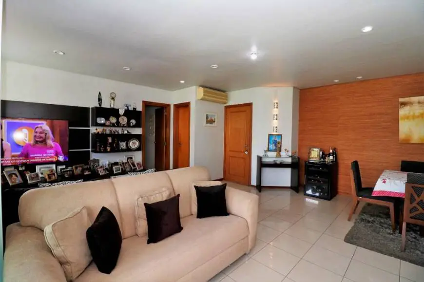 Foto 4 de Apartamento com 4 Quartos à venda, 155m² em Aleixo, Manaus