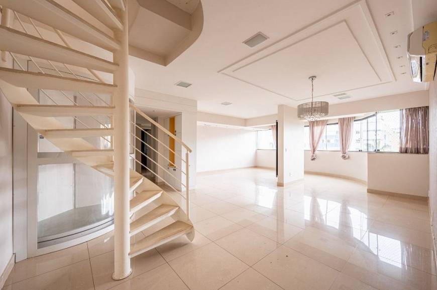 Foto 4 de Apartamento com 4 Quartos para alugar, 250m² em Asa Norte, Brasília