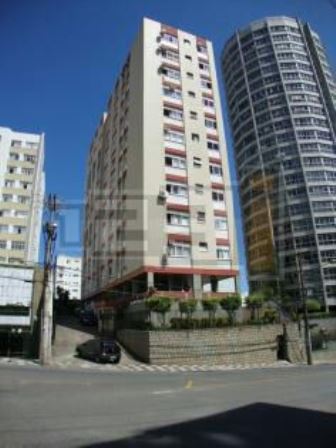 Foto 1 de Apartamento com 4 Quartos para alugar, 180m² em Barra, Salvador