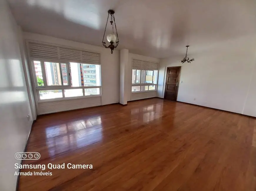 Foto 2 de Apartamento com 4 Quartos para alugar, 180m² em Barra, Salvador