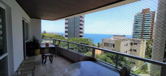Foto 1 de Apartamento com 4 Quartos à venda, 211m² em Barra, Salvador